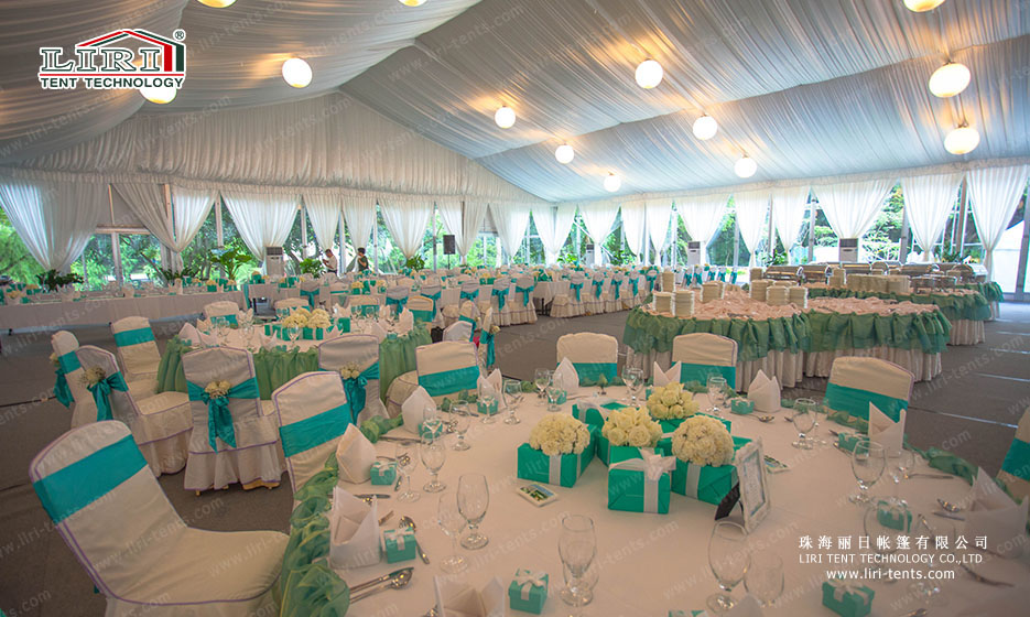 Chapiteau de mariage « Galss Wall »
