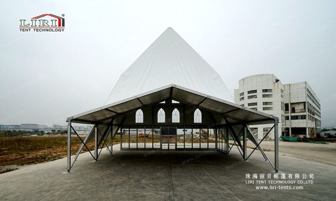 Tente d'église à vendre