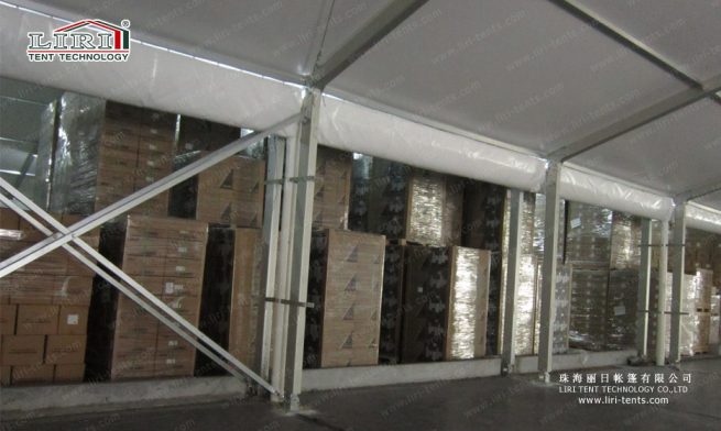 Vente de gouttières résistantes pour tentes