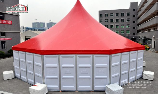 tente polygonale à faîte haut