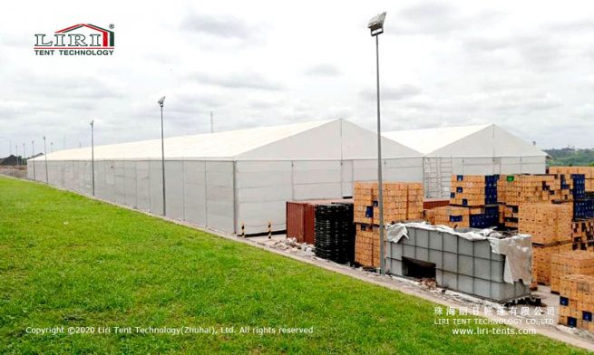 Tentes d'entrepôt de 20 x 150 m