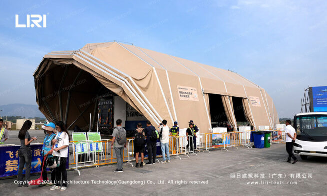 Tente-hangar militaire à double paroi (2)