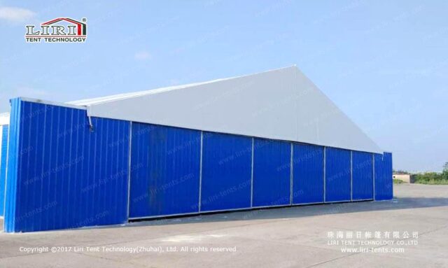 Porte coulissante manuelle de hangar 1