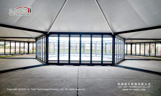 Tente carrée modulaire